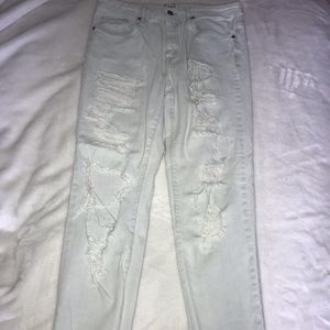 F21 light distress boyfriend jeans size 28